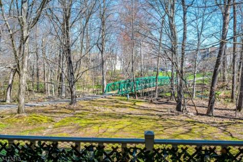 95 Sapphire Lane Franklin NJ 08823