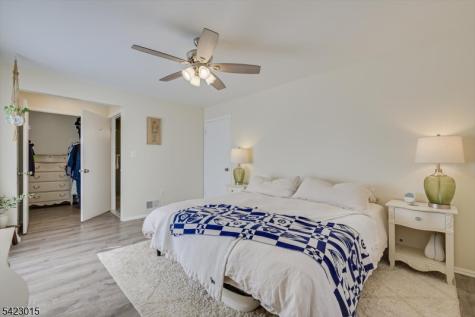 95 Sapphire Lane Franklin NJ 08823
