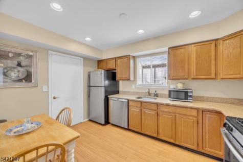 123 Harrow Drive Franklin NJ 08873