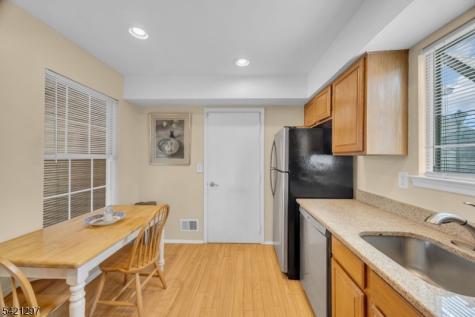 123 Harrow Drive Franklin NJ 08873