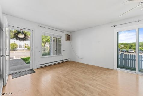 39 Larkspur Court Bedminster NJ 07921