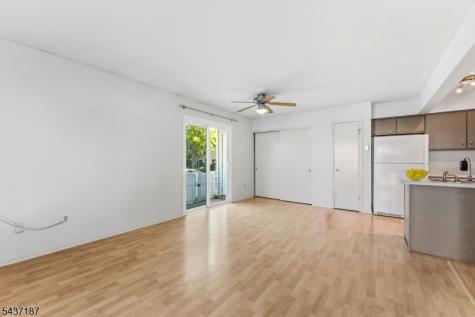 39 Larkspur Court Bedminster NJ 07921
