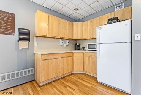 50 Kayser Lane West Orange NJ 07052