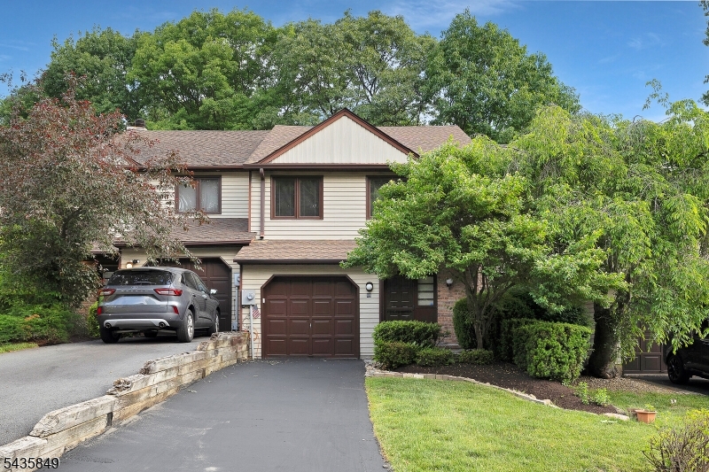 89 Stockton Court Parsippany-troy Hills NJ 07950