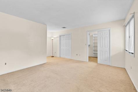 89 Stockton Court Parsippany-troy Hills NJ 07950