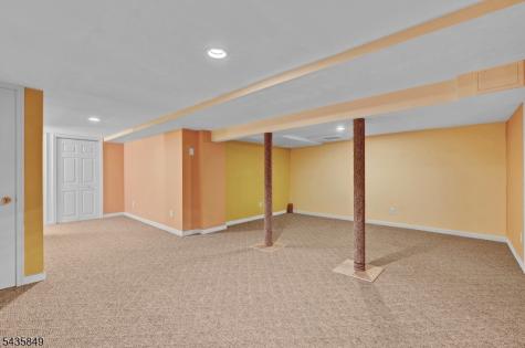 89 Stockton Court Parsippany-troy Hills NJ 07950