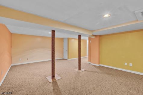 89 Stockton Court Parsippany-troy Hills NJ 07950
