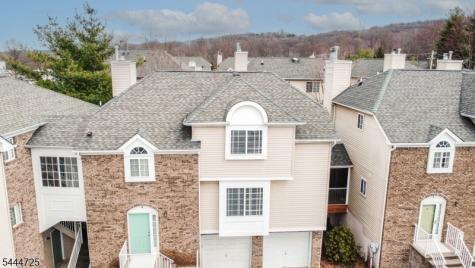 6 Whispering Way W Berkeley Heights NJ 07922