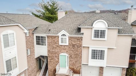 6 Whispering Way W Berkeley Heights NJ 07922
