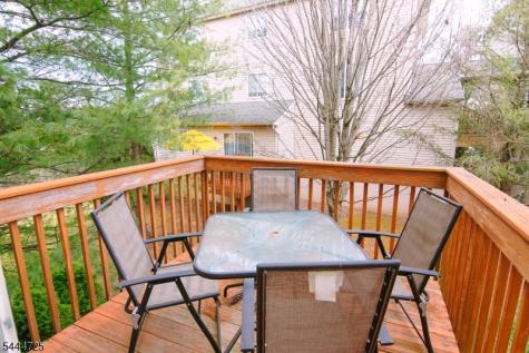 6 Whispering Way W Berkeley Heights NJ 07922