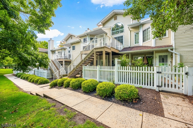 5 Evans Court Bedminster NJ 07921