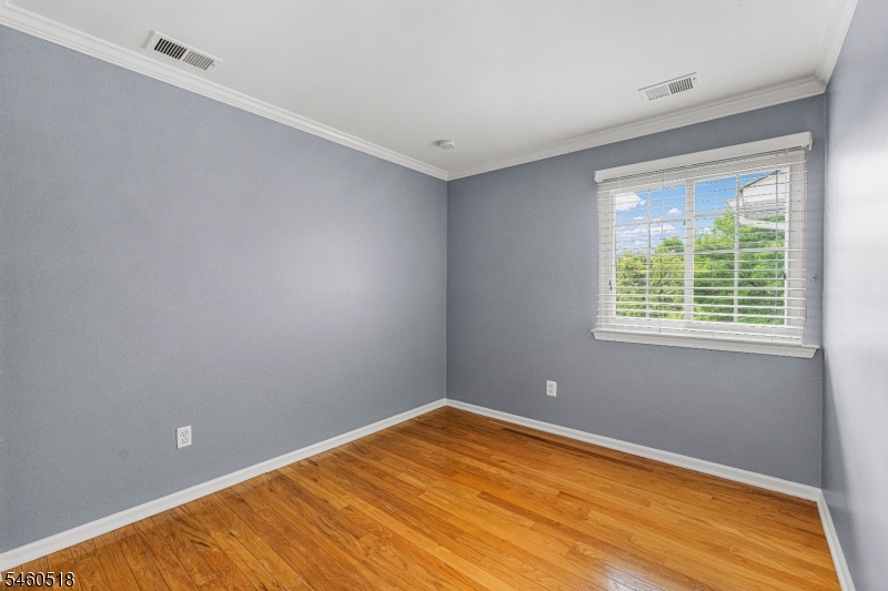 5 Evans Court Bedminster NJ 07921