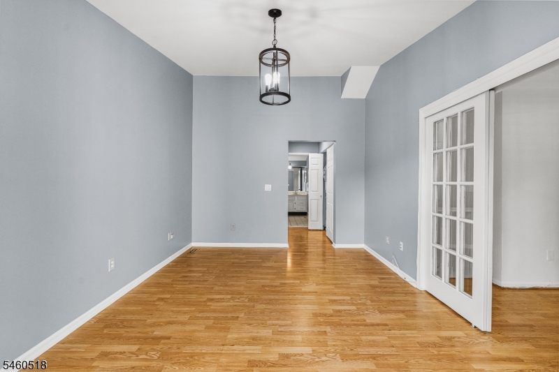 5 Evans Court Bedminster NJ 07921