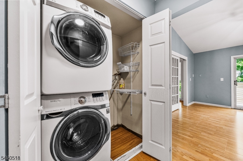 5 Evans Court Bedminster NJ 07921