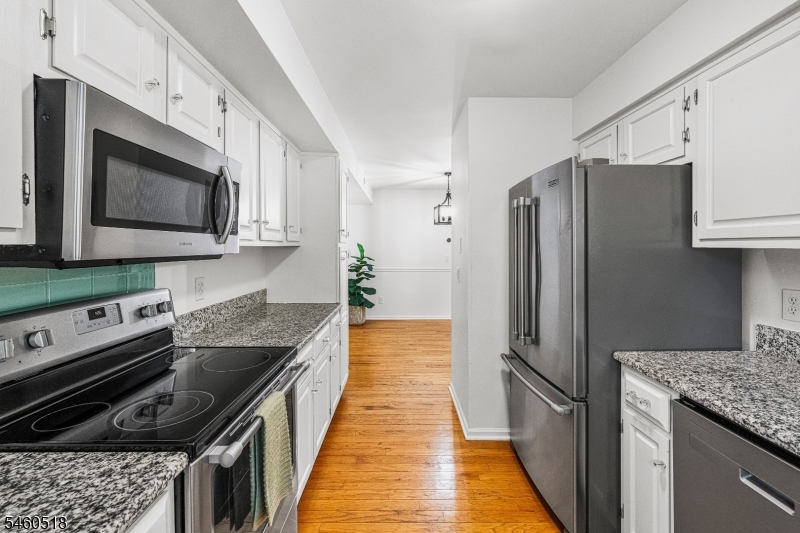 5 Evans Court Bedminster NJ 07921