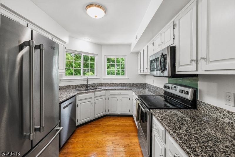 5 Evans Court Bedminster NJ 07921