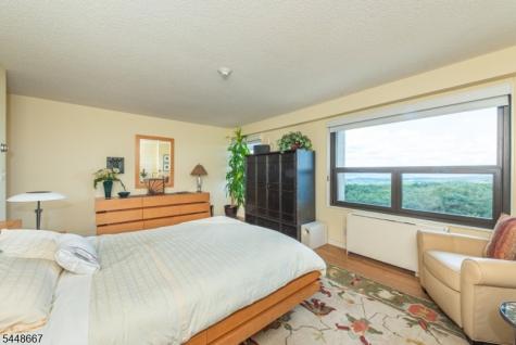 2 Claridge Drive Verona NJ 07044