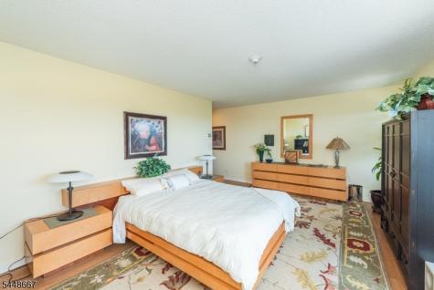2 Claridge Drive Verona NJ 07044