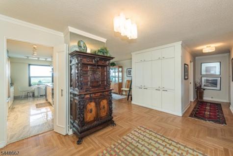 2 Claridge Drive Verona NJ 07044