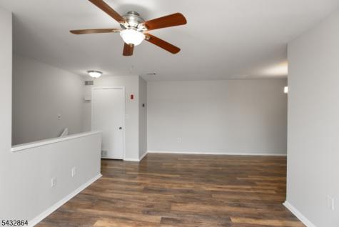 504 Nottingham Way Raritan NJ 08822