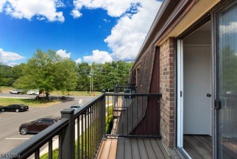 504 Nottingham Way Raritan NJ 08822