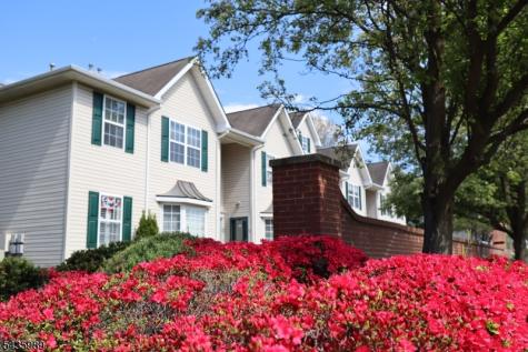 34 Chanda Court Clifton NJ 07012
