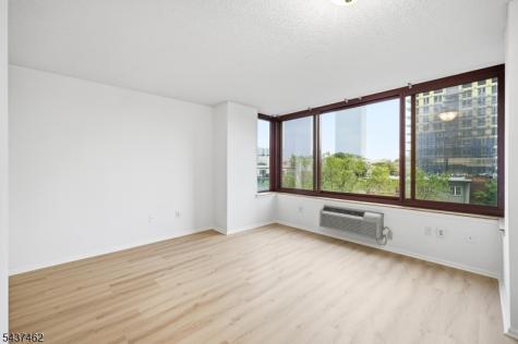 100 Old Palisade Rd1613 Fort Lee NJ 07024
