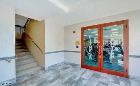 100 Old Palisade Rd1613 Fort Lee NJ 07024