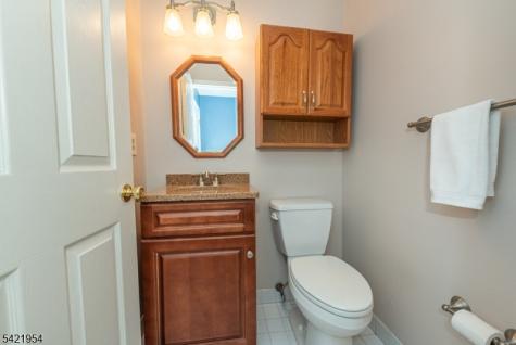 102 Appleton Way Hanover NJ 07981