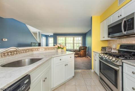 102 Appleton Way Hanover NJ 07981