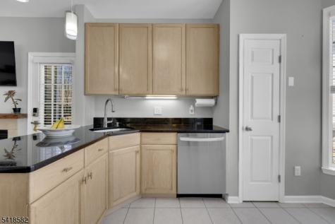 140 Arrowgate Drive Randolph NJ 07869
