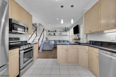 140 Arrowgate Drive Randolph NJ 07869