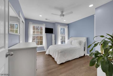 140 Arrowgate Drive Randolph NJ 07869