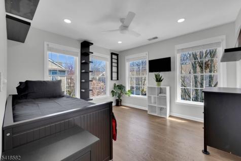 140 Arrowgate Drive Randolph NJ 07869
