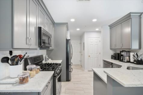 70 Carter Road Wanaque NJ 07420