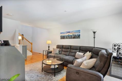 70 Carter Road Wanaque NJ 07420