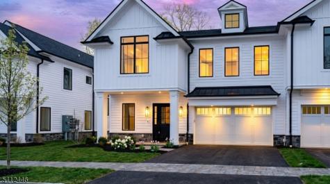 16 Paris Avenue Rockleigh NJ 07647