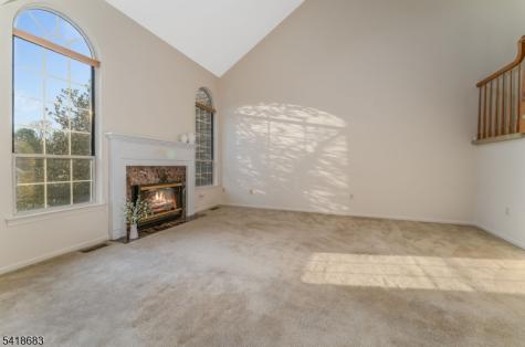 60 Phlox Court Readington NJ 08889