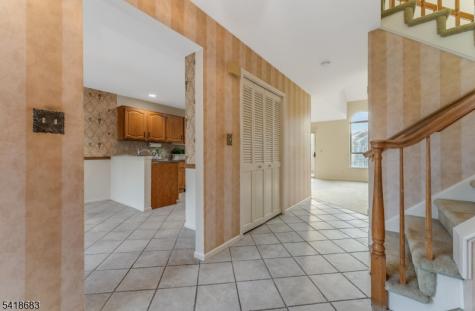60 Phlox Court Readington NJ 08889