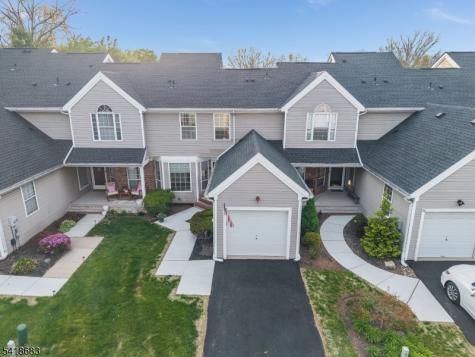 60 Phlox Court Readington NJ 08889