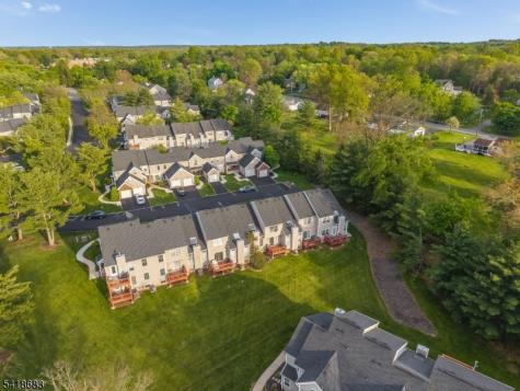 60 Phlox Court Readington NJ 08889