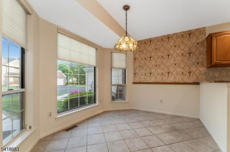 60 Phlox Court Readington NJ 08889