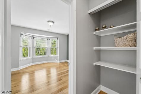 21 Lear Court East Brunswick NJ 08816