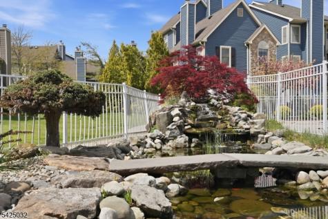21 Lear Court East Brunswick NJ 08816