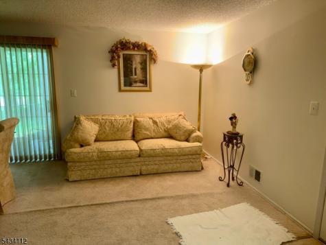 75 Amethyst Way Franklin NJ 08823