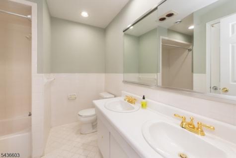 28 Brandywyne Drive Florham Park NJ 07932