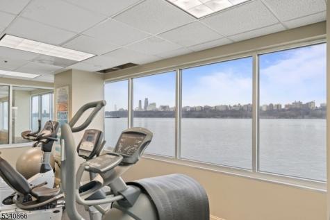 344 The Promenade Edgewater NJ 07020