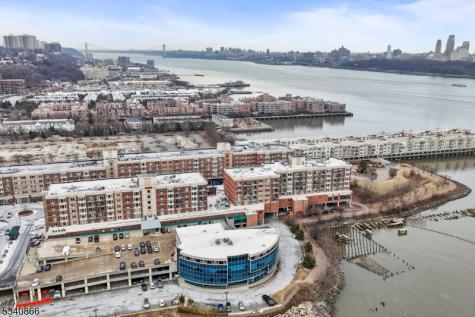 344 The Promenade Edgewater NJ 07020