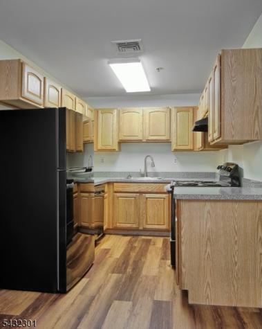 9 Madison Avenue Paterson NJ 07524