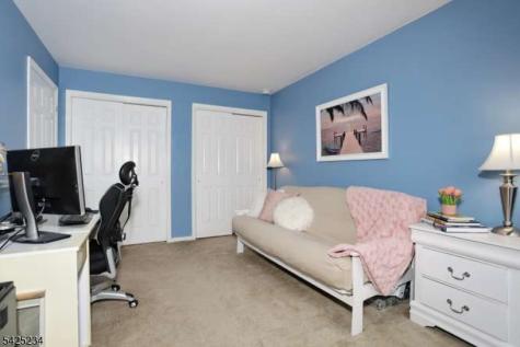 101 Quartz Lane Paterson NJ 07501